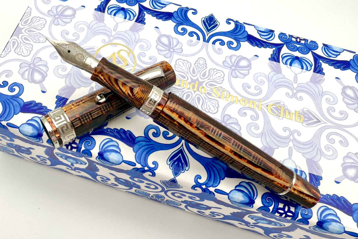 ASCGladiatorMedioBespoke2025ArcoBronzeGuillocheBlackRTFP_A